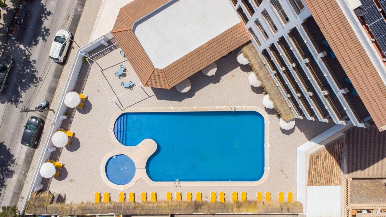 Apartaments La Perla Negra カラ・ラトハダ エクステリア 写真