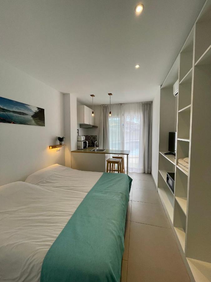 Apartaments La Perla Negra カラ・ラトハダ エクステリア 写真
